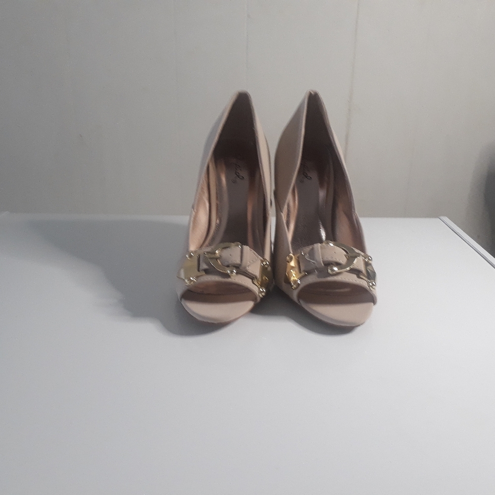 Qupid Policy-56 High Heels Size 7.5